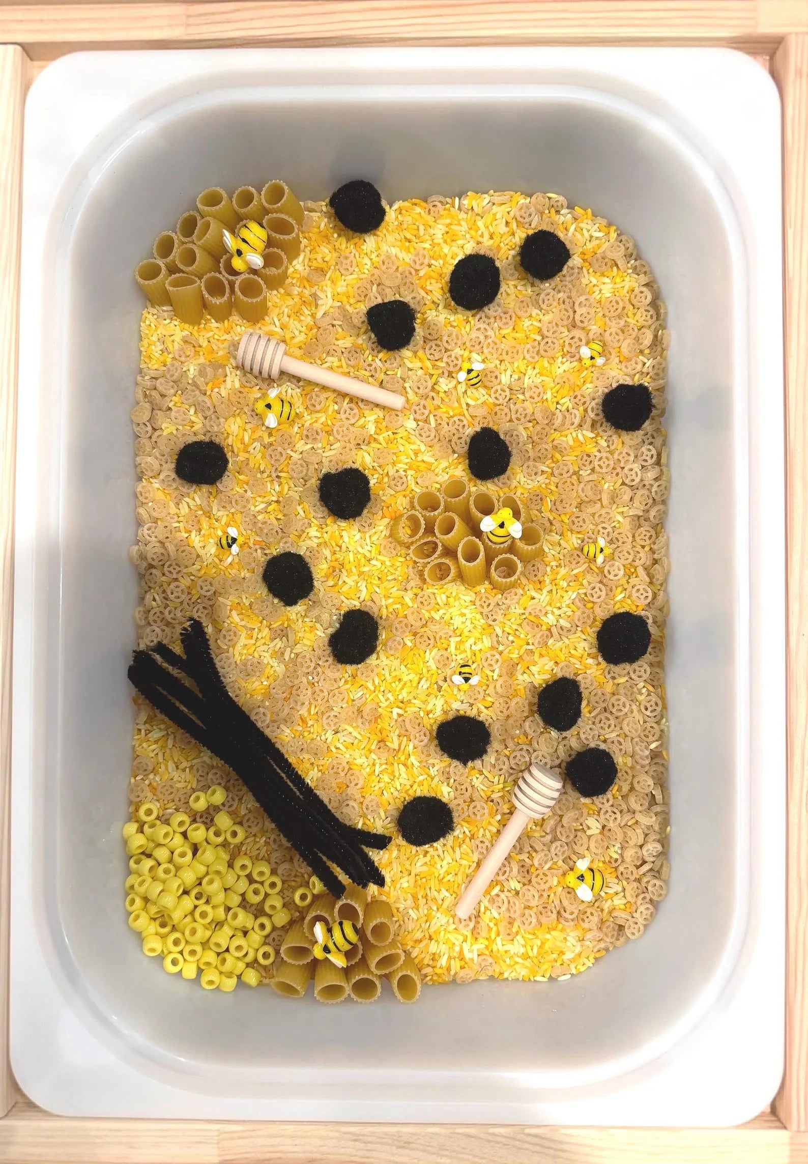Bee Sensory Bin Kit